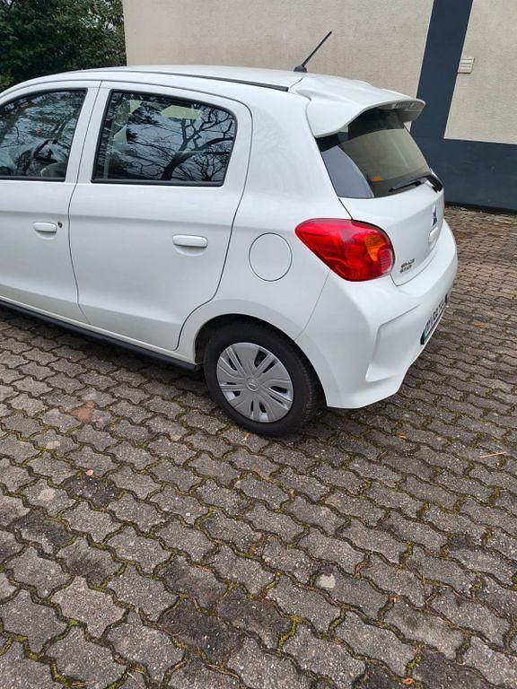 Gebraucht Mitsubishi Space Star Select 71 PS (52 kW) 2023 Weiß Kleinwagen