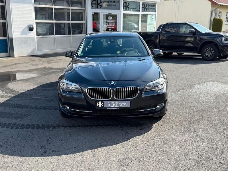 Gebraucht BMW 528 245 PS (180 kW) 2012 Grau Limousine