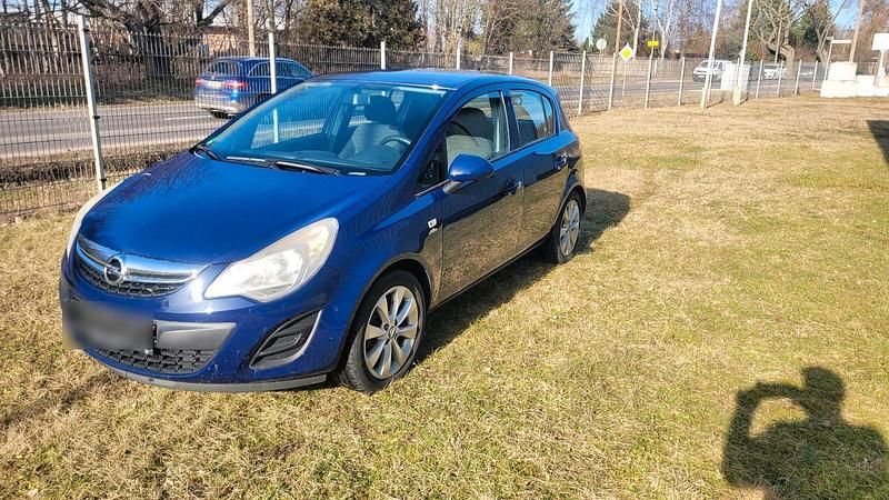 Gebraucht Opel Corsa 70 PS (51 kW) 2013 Blau Kleinwagen