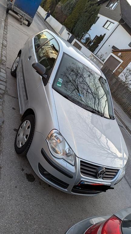 Gebraucht VW Polo Trendline 75 PS (55 kW) 2005 Silber Kleinwagen