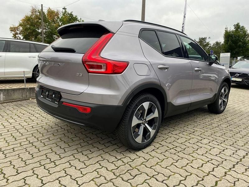 Gebraucht Volvo XC40 Plus 163 PS (119 kW) 2025 Silber SUV