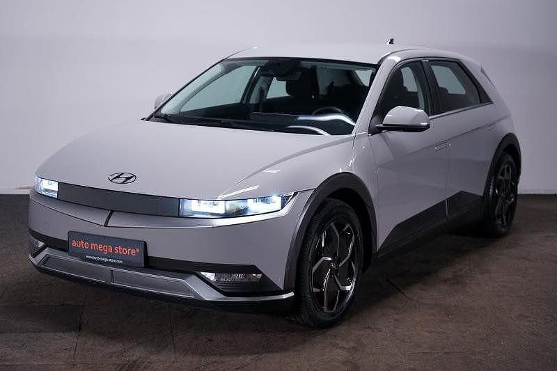 Grau Gebraucht 2022 Hyundai Ioniq Kleinwagen | 22.491 € (Guter Preis) - Bild 1/4