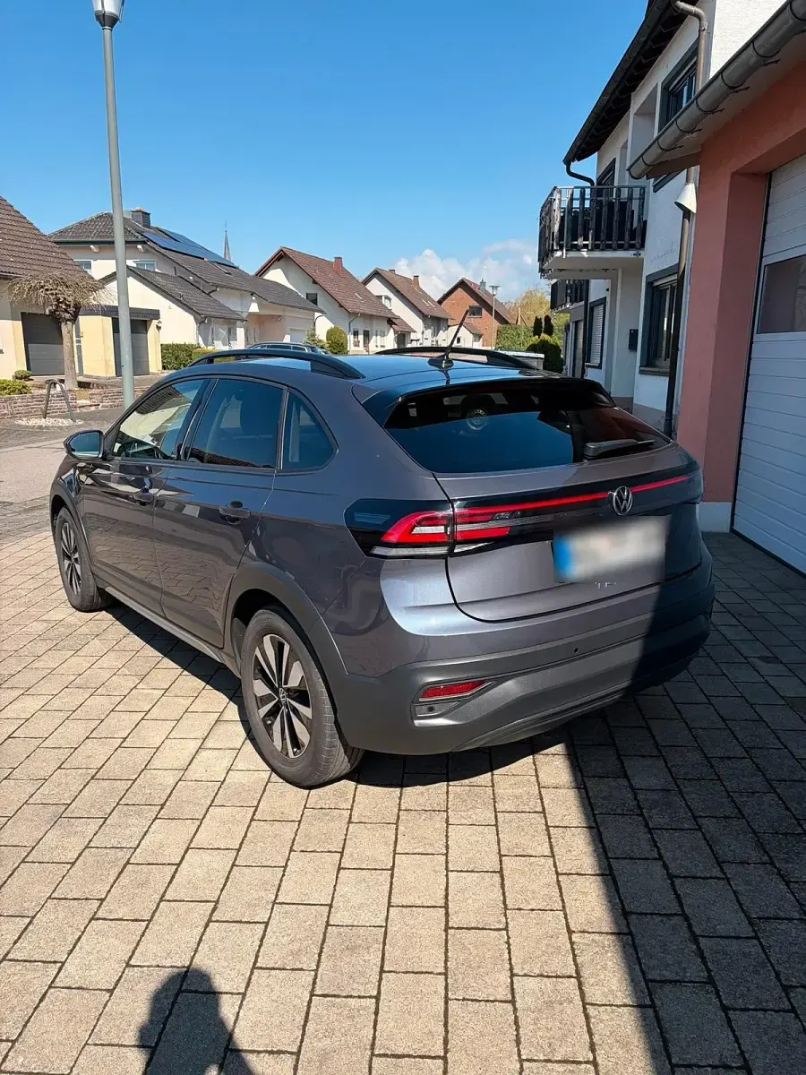 Gebraucht VW Taigo Move 95 PS (69 kW) 2023 Grau SUV