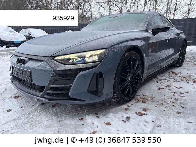Grau Gebraucht 2023 Audi e-tron GT quattro Sport Limousine | 48.950 € (Superpreis) - Bild 1/4