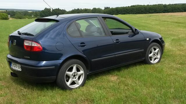Gebraucht Seat Leon Stella 101 PS (74 kW) 2000 Blau metallic Limousine