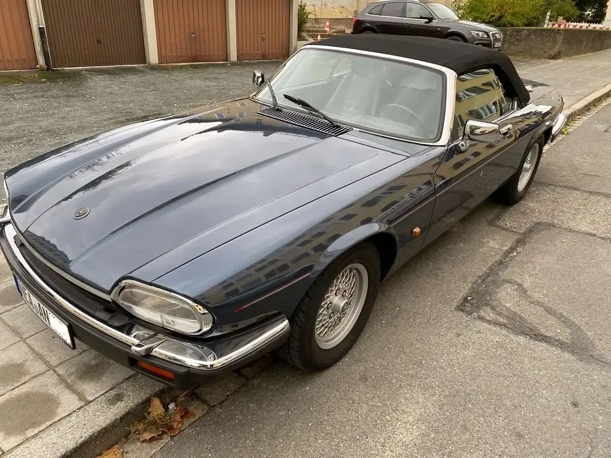 Second-hand Jaguar XJS 281 CP (206 kW) 1992 Albastru Cabrio