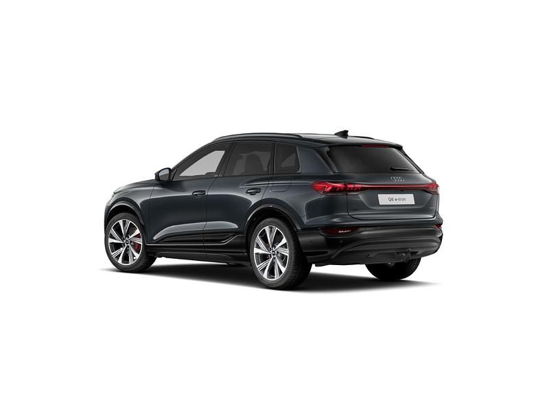 Neu Audi Q6 e-tron Ambiente 284 kW (387 PS) 2026 Grau SUV