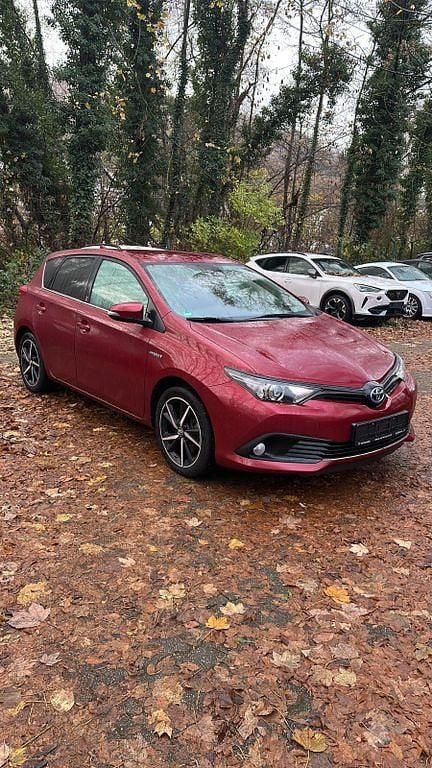 Gebraucht 2018 Toyota Auris Hybrid Team Limousine | 14.500 € (Fairer Preis) - Bild 1/4