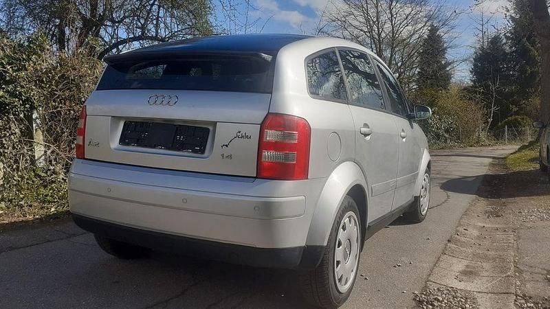 Second-hand Audi A2 75 CP (55 kW) 2002 Argintiu Hatchback