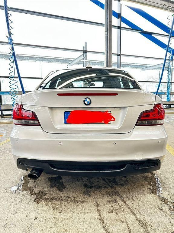 Gebraucht BMW 123 Sport Line 204 PS (150 kW) 2007 Silber Kleinwagen