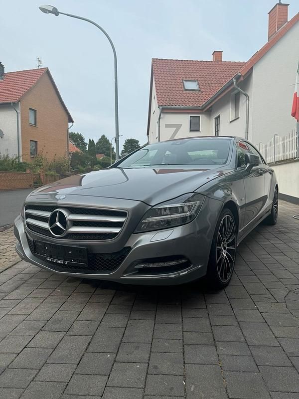 Grau Gebraucht 2013 Mercedes 350 Limousine | 16.000 € (Fairer Preis) - Bild 1/4