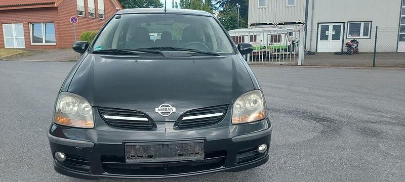 Schwarz Gebraucht 2003 Nissan Almera Tino Van / Kleinbus | 950 € (Superpreis) - Bild 1/4