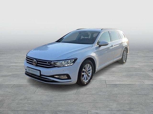 Weiß Gebraucht 2022 VW Passat Business Kombi | 21.377 € (Guter Preis) - Bild 1/4