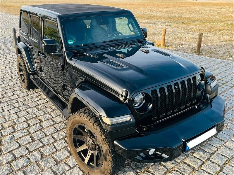 Schwarz Gebraucht 2022 Jeep Wrangler SUV | 58.000 € (Fairer Preis) - Bild 1/4
