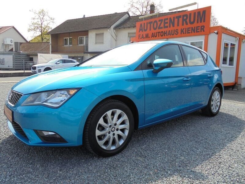 Blau Gebraucht 2015 Seat Leon Style Limousine | 8.890 € (Etwas zu teuer) - Bild 1/4
