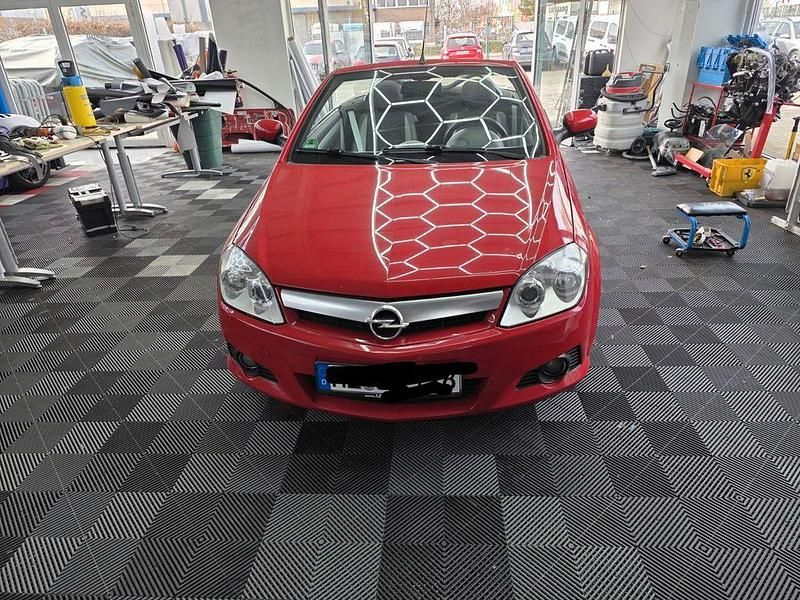 Gebraucht Opel Tigra Design Edition 90 PS (66 kW) 2007 Rot Cabrio