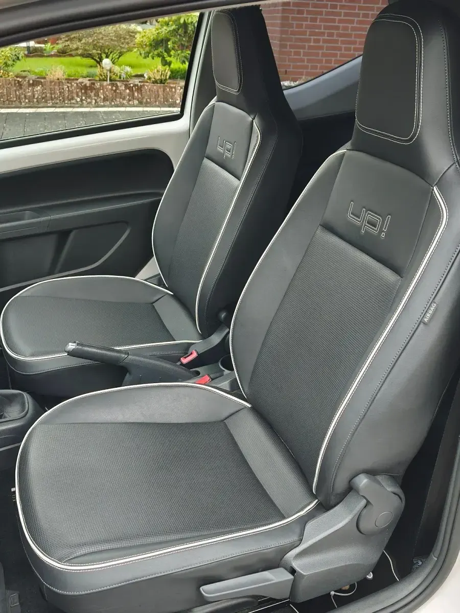 Gebraucht VW up! 60 PS (44 kW) 2015 Weiß Kleinwagen