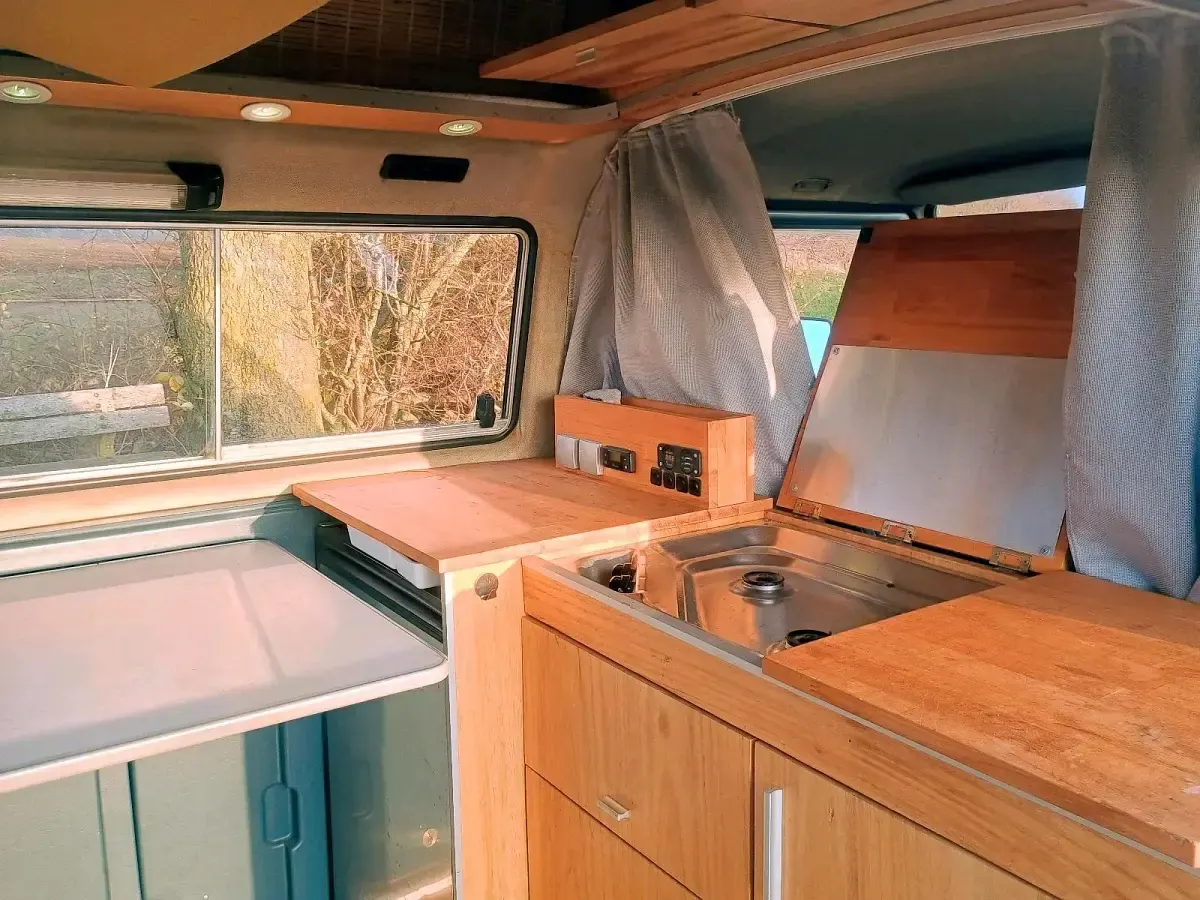 Używany VW Multivan 69 KM (50 kW) 1987 Niebieski Minivan