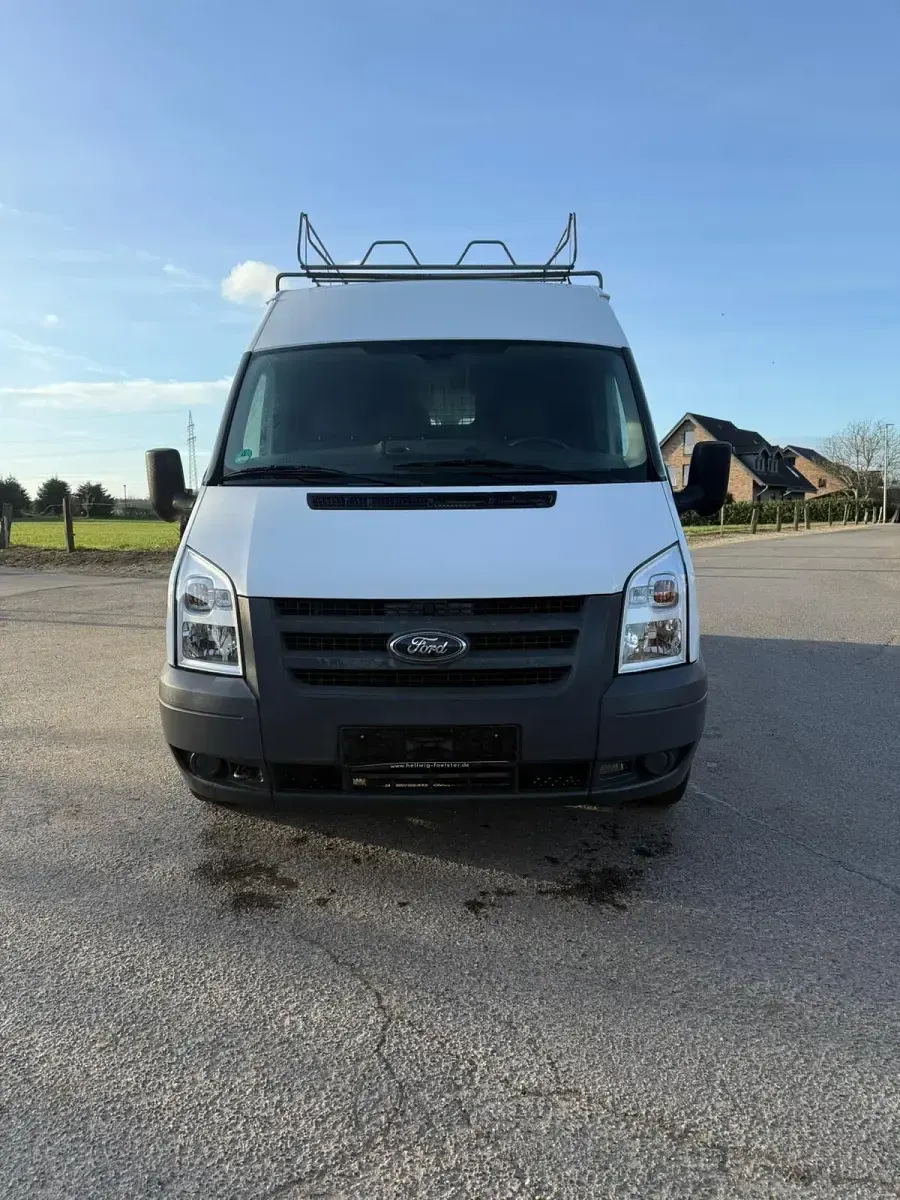Gebraucht Ford Transit 85 PS (62 kW) 2010 Weiß Van / Kleinbus