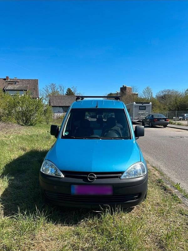 Gebraucht Opel Combo 87 PS (63 kW) 2002 Blau Van / Kleinbus