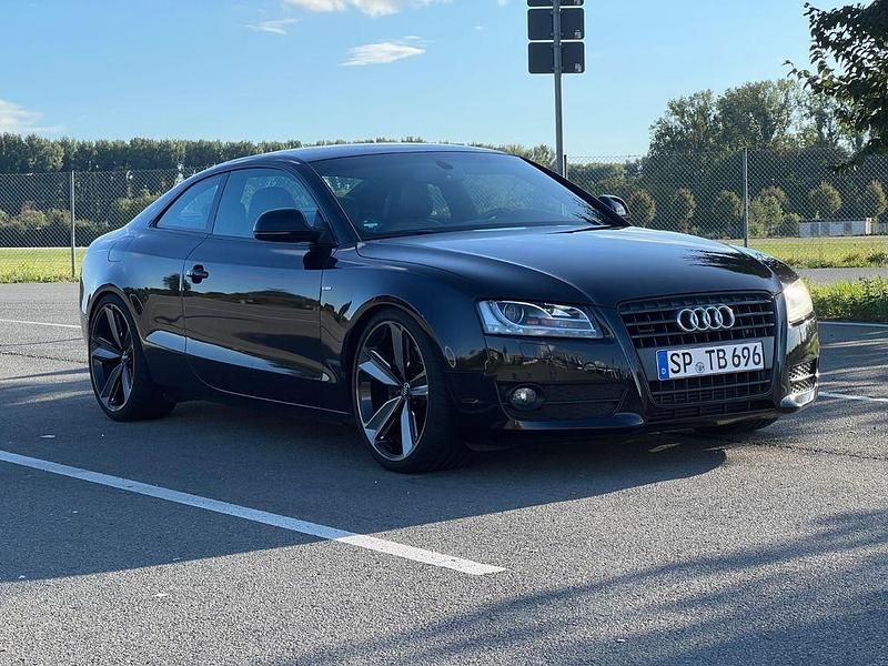 Schwarz Gebraucht 2009 Audi A5 Sport Coupé | 10.700 € (Teuer) - Bild 1/4