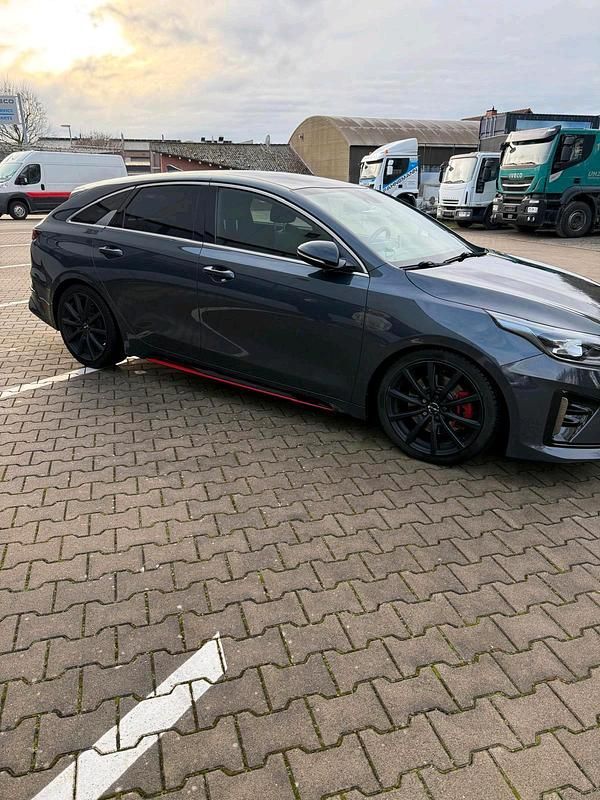 Gebraucht Kia ProCeed GT 204 PS (150 kW) 2019 Grau Kombi