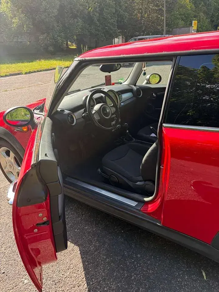 Gebraucht Mini ONE 95 PS (69 kW) 2009 Rot Kleinwagen
