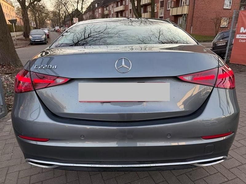 Gebraucht Mercedes C220 200 PS (147 kW) 2022 Grau Limousine