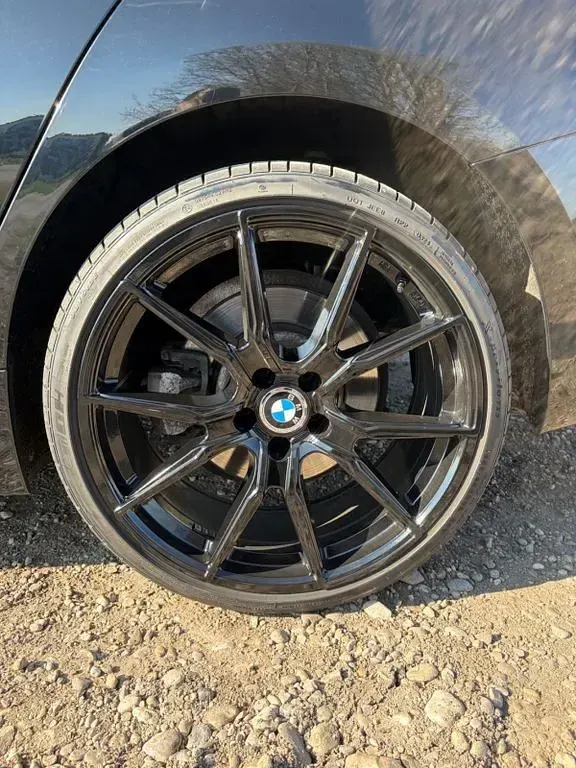 Gebraucht BMW 330 Sport Line 265 PS (194 kW) 2019 Schwarz Limousine