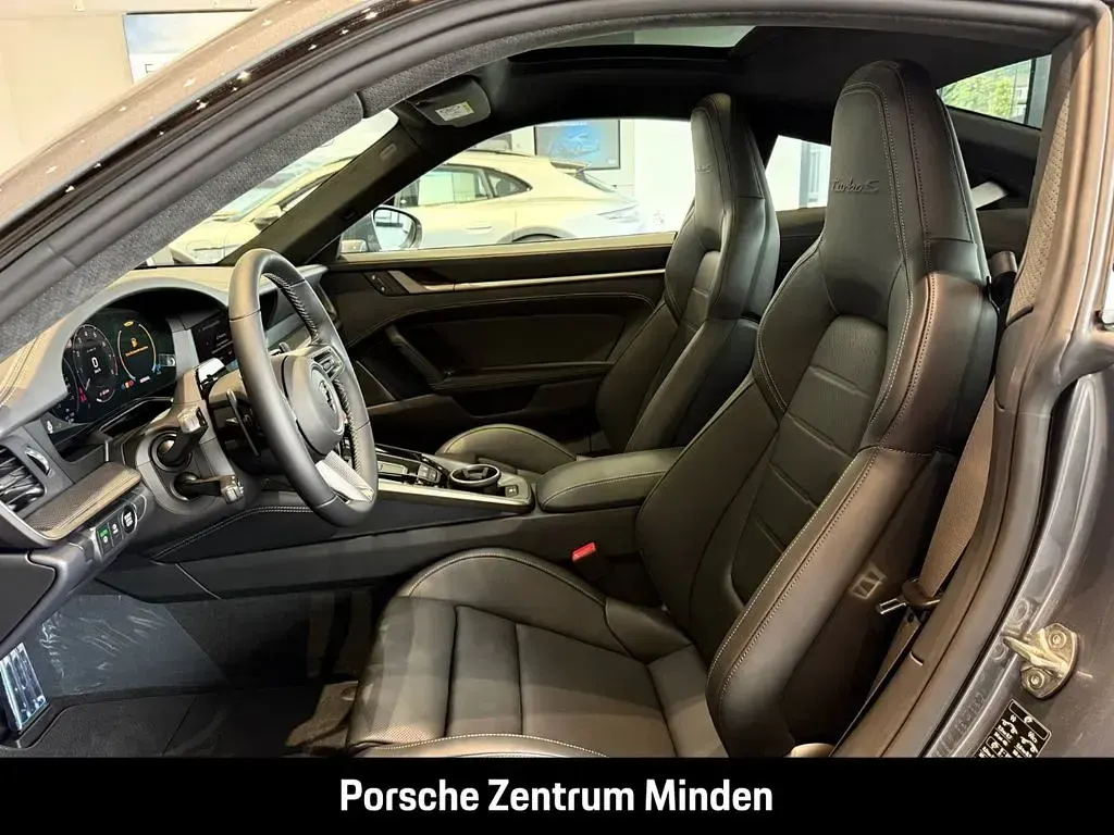 Neu Porsche 992 711 PS (522 kW) 2026 Grau Coupé