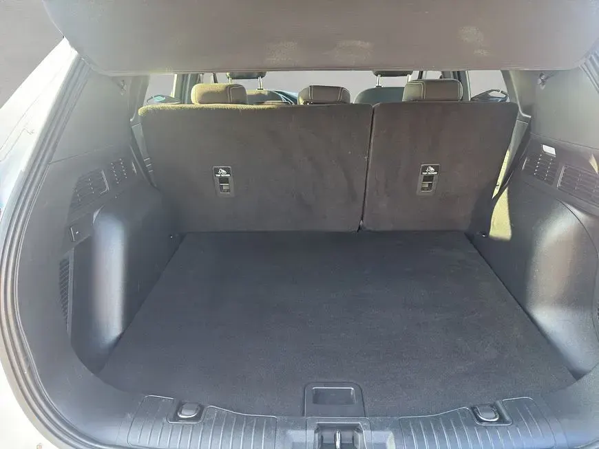Gebraucht Ford Kuga Titanium 224 PS (164 kW) 2022 Weiß SUV