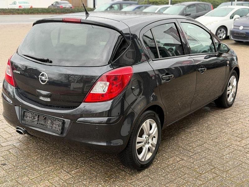 Gebraucht Opel Corsa Edition 87 PS (63 kW) 2012 Schwarz Kleinwagen