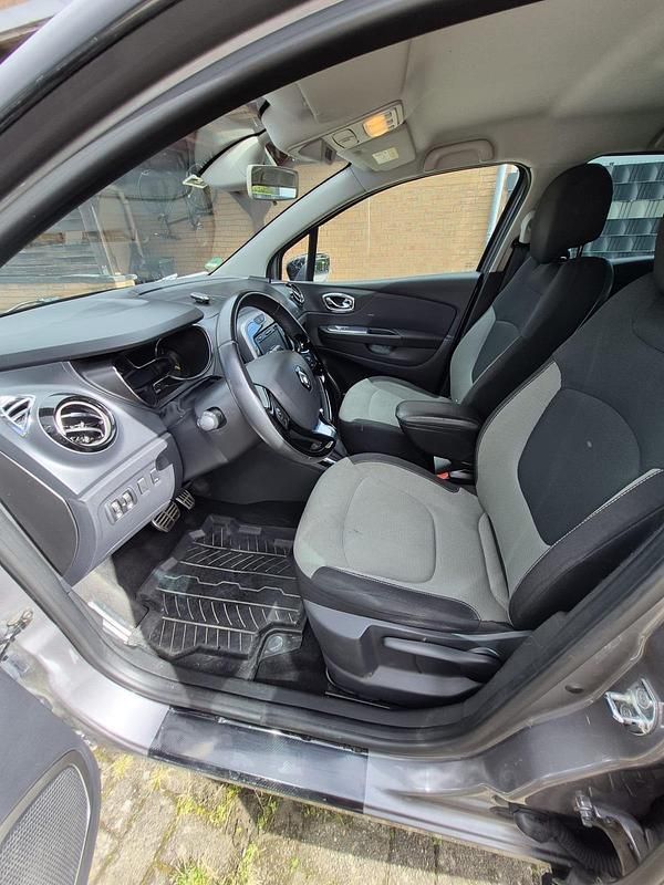 Gebraucht Renault Captur 120 PS (88 kW) 2013 Braun SUV