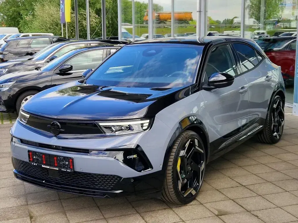 Neu Opel Mokka-e GSe 206 kW (281 PS) 2026 Grafik grau SUV