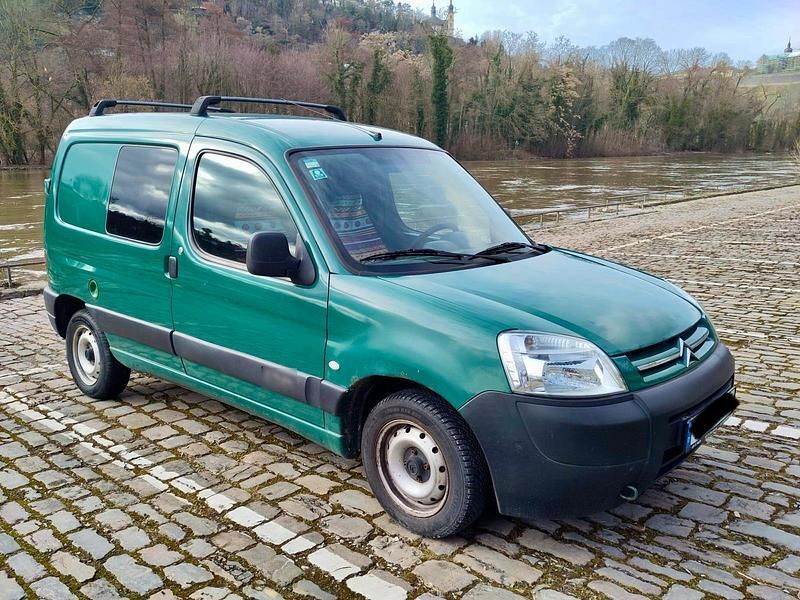 Gebraucht Citroën Berlingo 69 PS (50 kW) 2004 Grün Van / Kleinbus