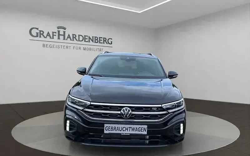Second-hand VW T-Roc Style 150 CP (110 kW) 2023 Negru SUV