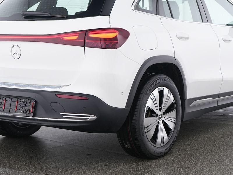 Gebraucht Mercedes EQA250 Progressive 139 kW (190 PS) 2025 Weiß SUV