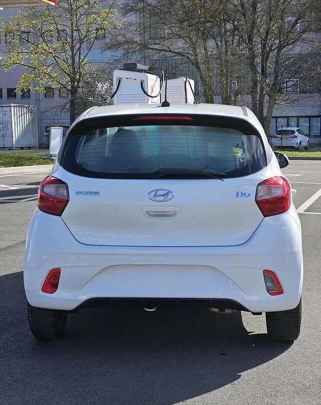 Gebraucht Hyundai i10 Select 67 PS (49 kW) 2023 Atlas white / sol Kleinwagen