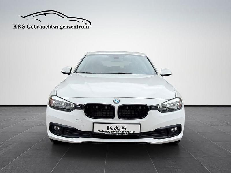 Gebraucht BMW 320 Advantage 190 PS (139 kW) 2016 Weiß Kombi