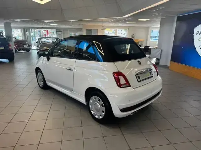 Gebraucht Fiat 500 69 PS (50 kW) 2022 Schwarz Kleinwagen