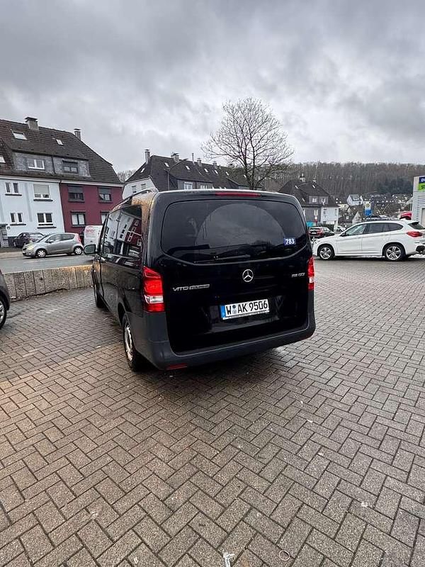 Gebraucht Mercedes Vito 163 PS (119 kW) 2019 Schwarz Van