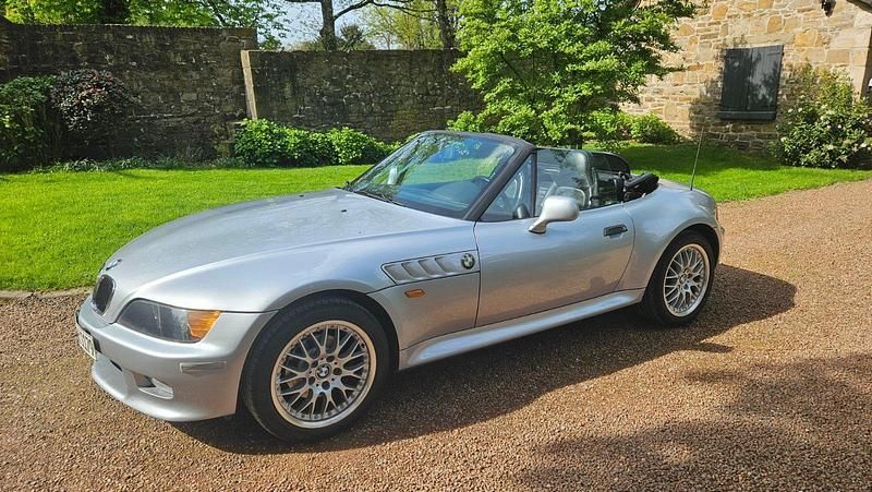 Silber Gebraucht 1997 BMW Z3 Cabrio | 12.500 € (Fairer Preis) - Bild 1/4
