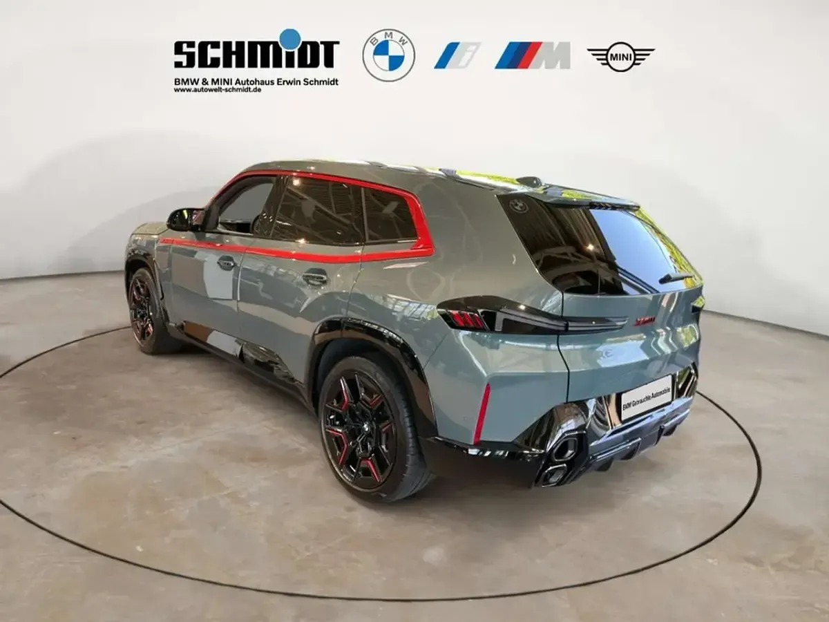 Gebraucht BMW XM 748 PS (550 kW) 2025 Cape york green metallic SUV