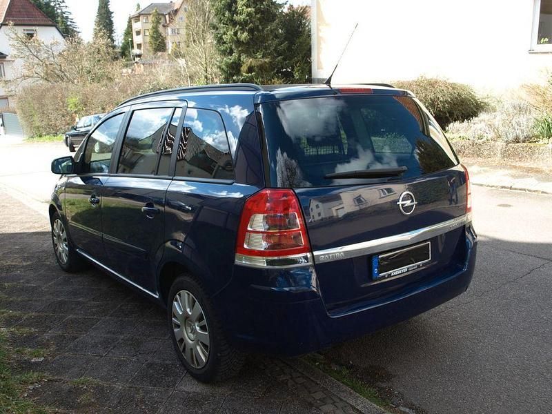 Gebraucht Opel Zafira Family 150 PS (110 kW) 2012 Blau Van / Kleinbus