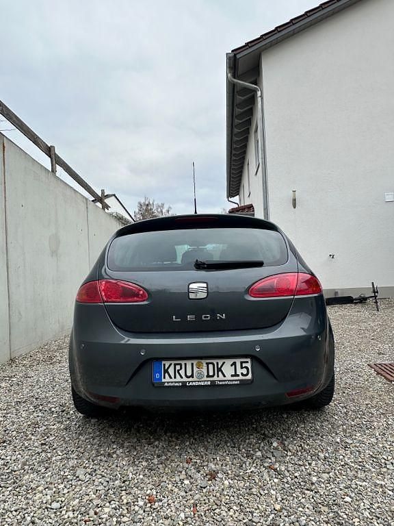 Gebraucht Seat Leon Reference 105 PS (77 kW) 2007 Grau Kleinwagen