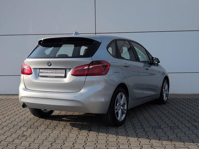 Gebraucht BMW 218 Active Tourer Sport Line 136 PS (100 kW) 2017 Silber Van / Kleinbus