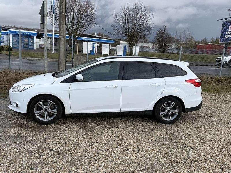 Gebraucht Ford Focus Titanium 150 PS (110 kW) 2013 Weiß Kombi