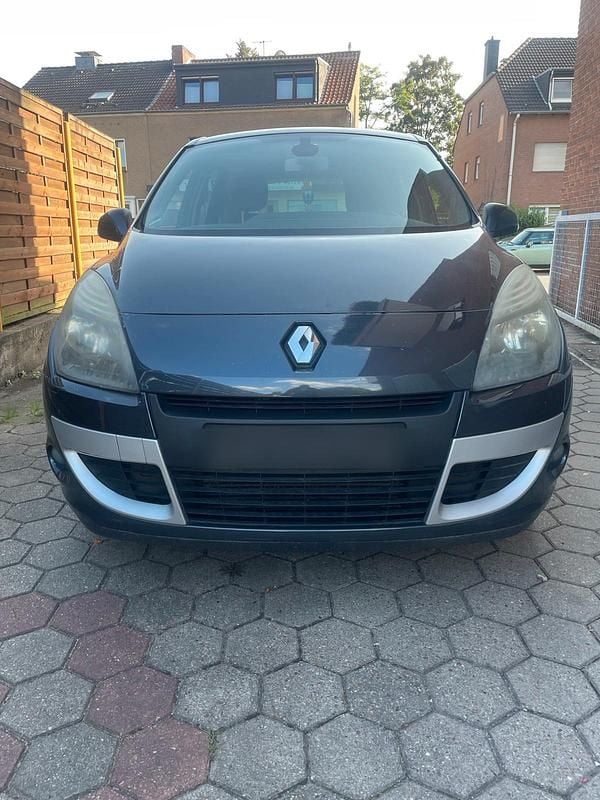 Schwarz Gebraucht 2012 Renault Mégane III Van / Kleinbus | 2.500 € (Superpreis) - Bild 1/4