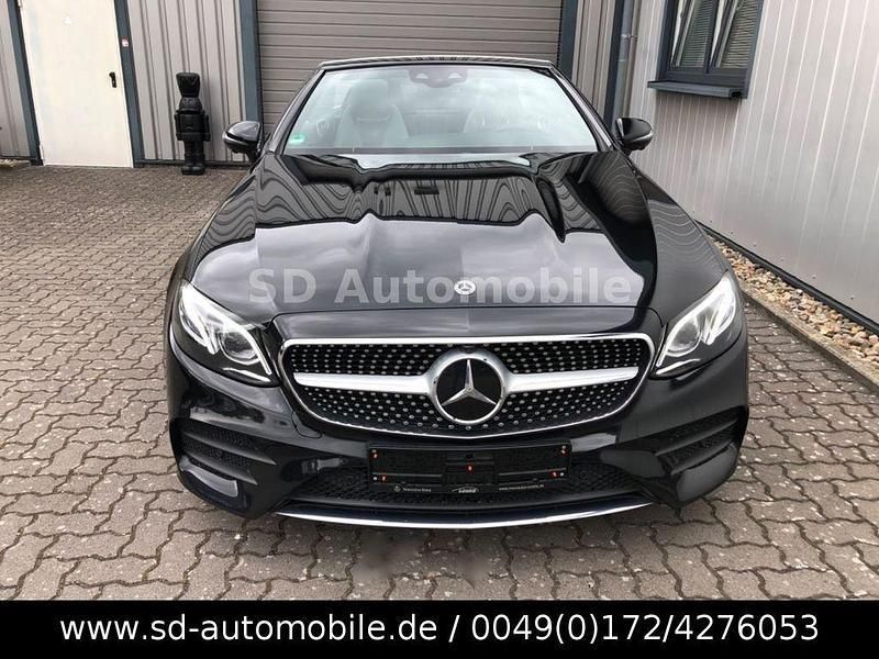 Gebraucht Mercedes E300 AMG line 245 PS (180 kW) 2018 Obsidianschwarz Cabrio