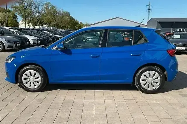 Gebraucht Skoda Fabia Active 80 PS (58 kW) 2022 Blau Kleinwagen